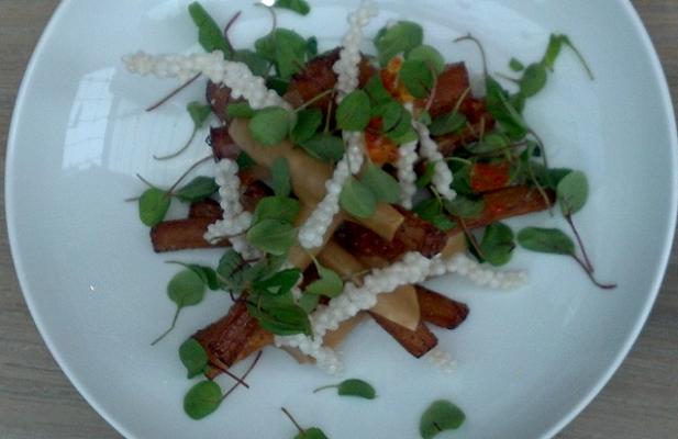 SALSIFY, cured roe, tapioca, grains of paradise