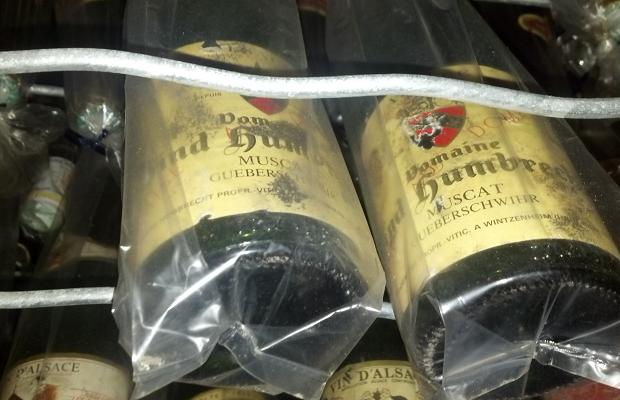 Bouteilles de la collection Méquillet de Kientzheim, Confrérie Saint-Etienne