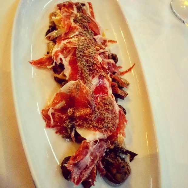 Blissful Zaragoza comfort food at <a href="https://twitter.com/AuraRestaurante" target="_blank">Aura Restaurante</a> local jamon, mushrooms, astir eggs