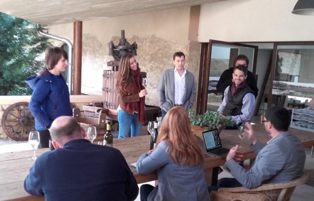 Los Canadienses taste and talk with the winemakers of Terra Alta at Celler Lafou photo (c) https://www.facebook.com/labotera.satlabotera/?fref=ts