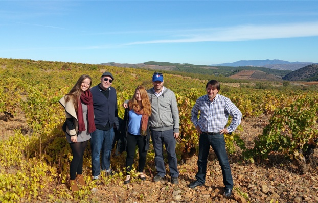 Sofía González Martínez and Los Canadienses with our host Javier lázaro Guajardo, Secretary of the Calatayud PDO