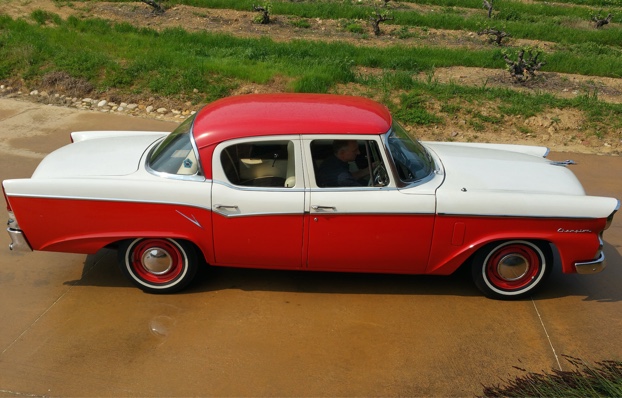 Hitching a ride on the Anthonij Rupert Estate