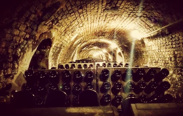 Large formats and the furnace @contadicastaldi @franciacorta #gamberorosso #moretti