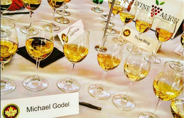 Welcome @muller_brent to team RED! with nazlanmak captain @treve_ring #nwac16 @winealign