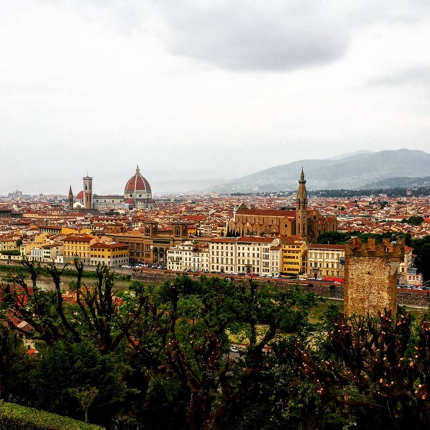 the-sheer-breadth-of-ilduomo-is-just-amazing-firenze-piazzamichelangelo-brunelleschi-toscana