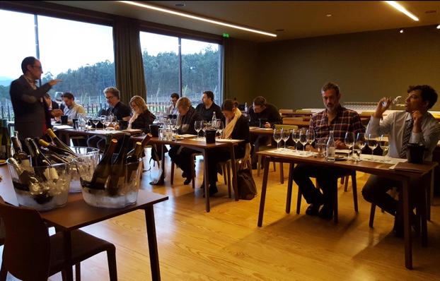 With the Comissão de Viticultura da Região dos Vinhos Verdes at the Monverde World Experience Hotel